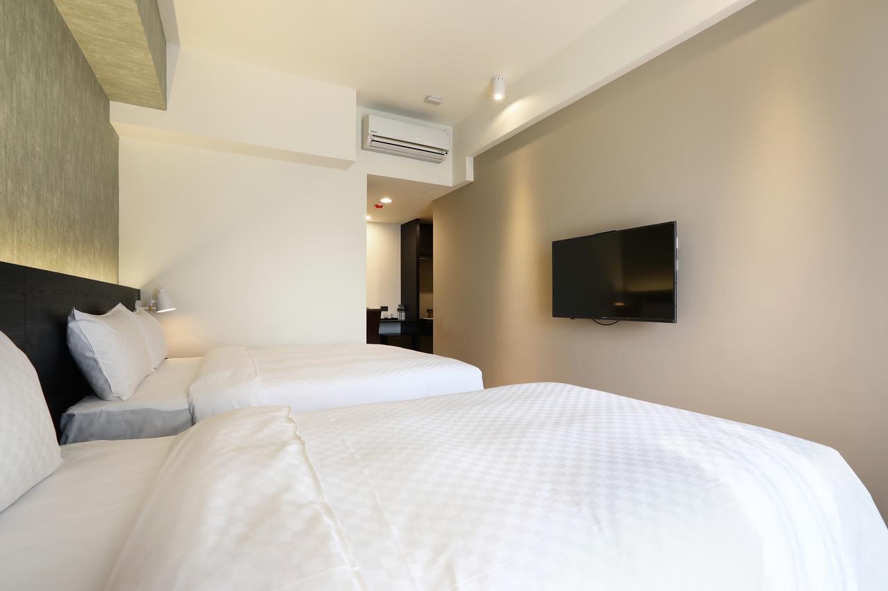Kun Tour Hotel Taichung Buitenkant foto