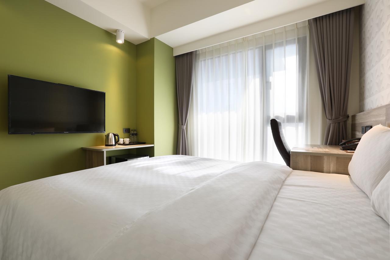 Kun Tour Hotel Taichung Buitenkant foto