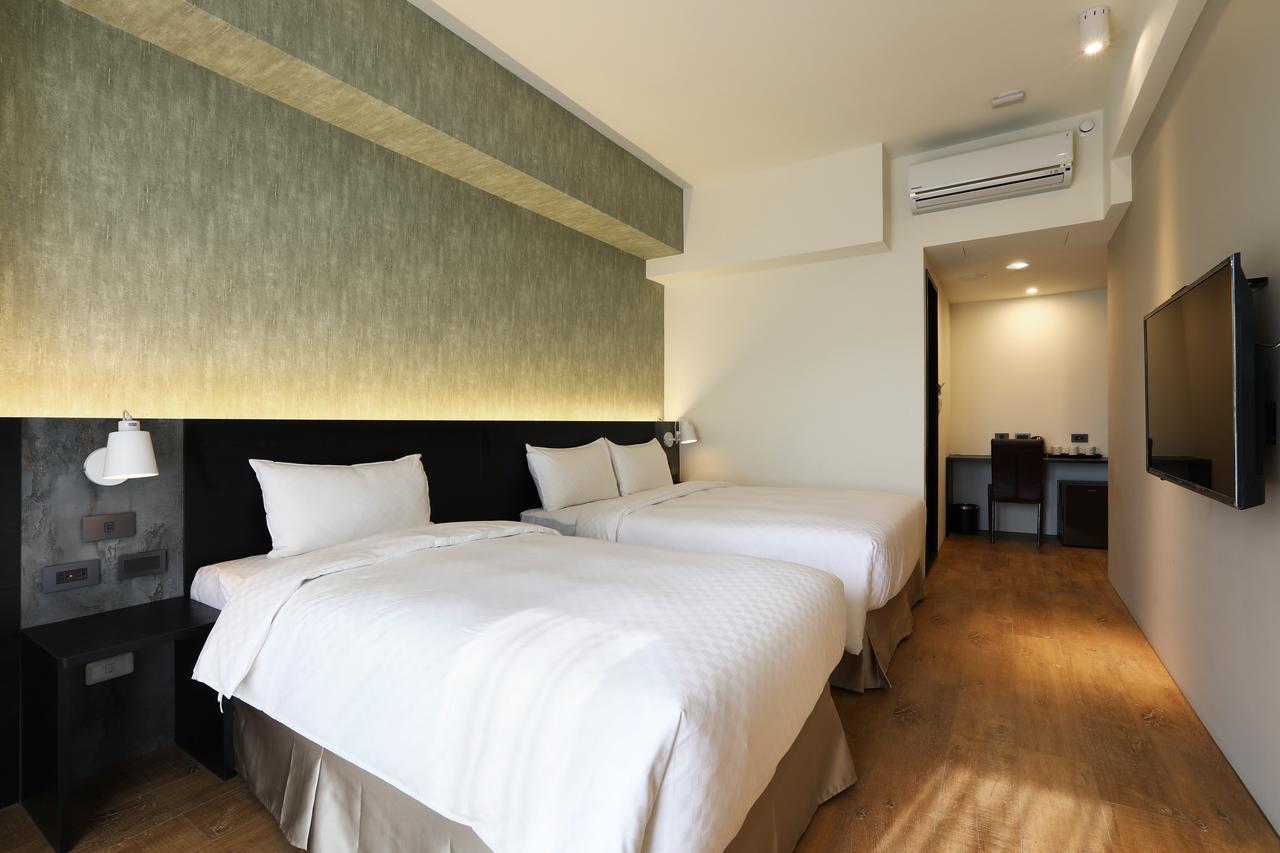 Kun Tour Hotel Taichung Buitenkant foto