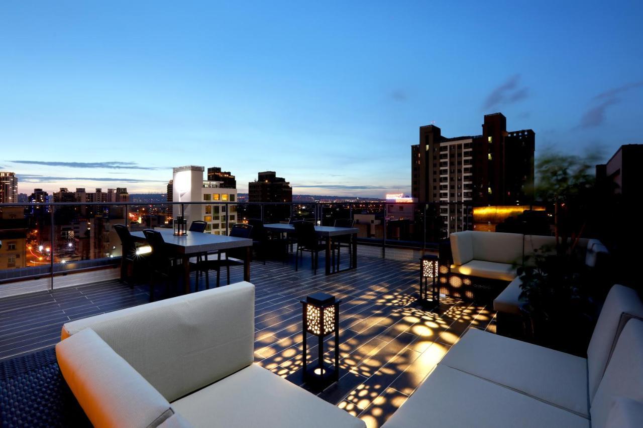 Kun Tour Hotel Taichung Buitenkant foto